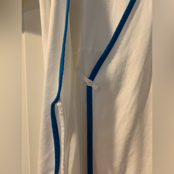 Landsend Vintage White Wrap Dress/Robe Women’s Size Medium - Picture 5 of 5